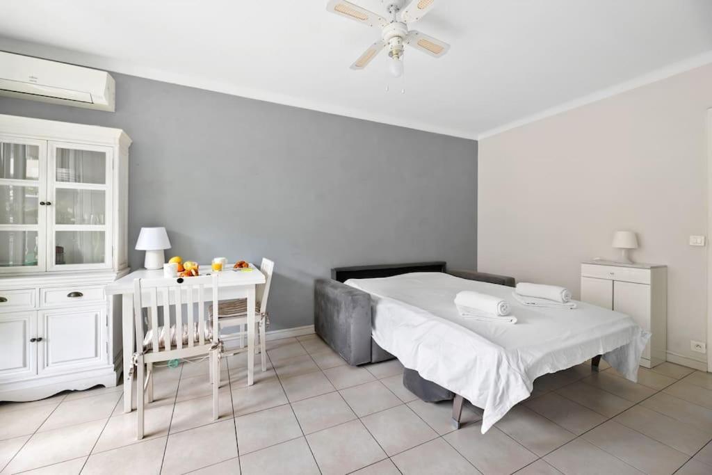 Ferienwohnung Le Landelle - Centre- Climatisation -Proche Gare Sncf Menton Exterior foto